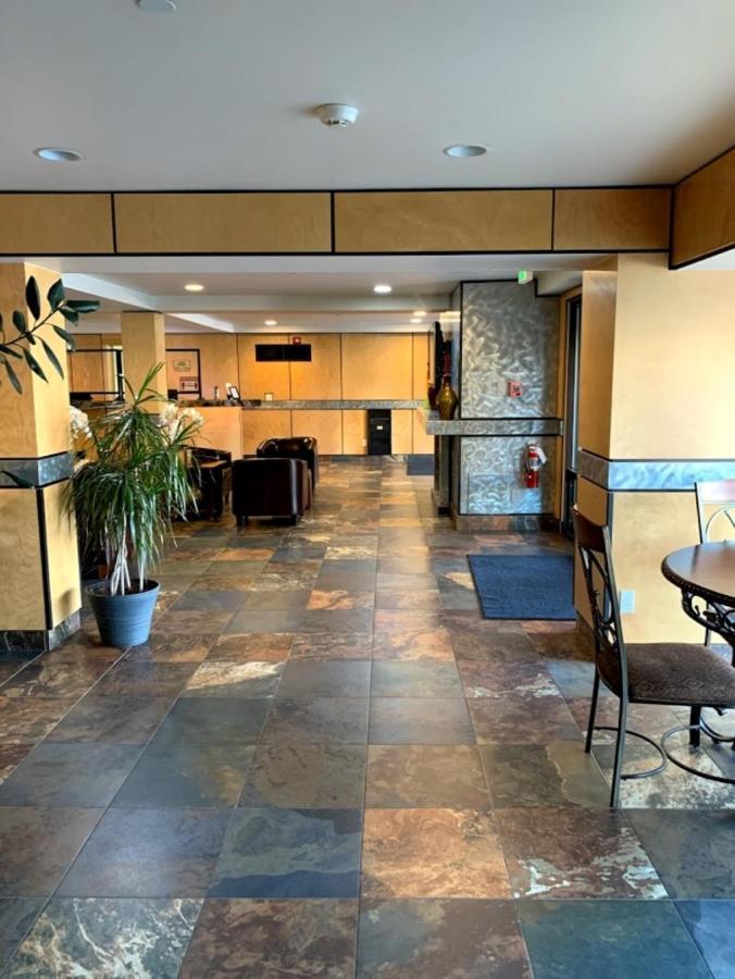 Getaways At Park Regency Park City