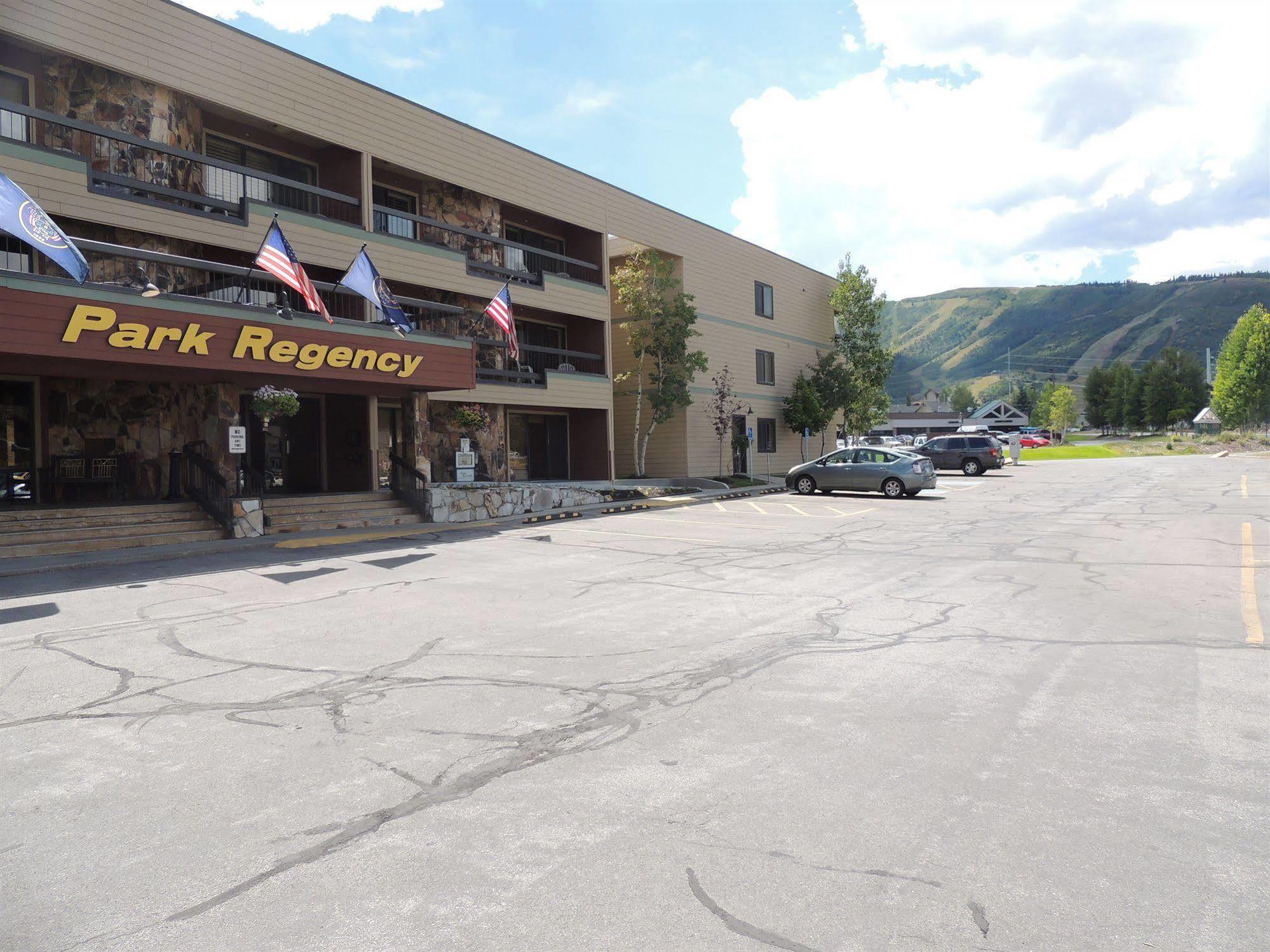 Getaways At Park Regency Aparthotel 3*