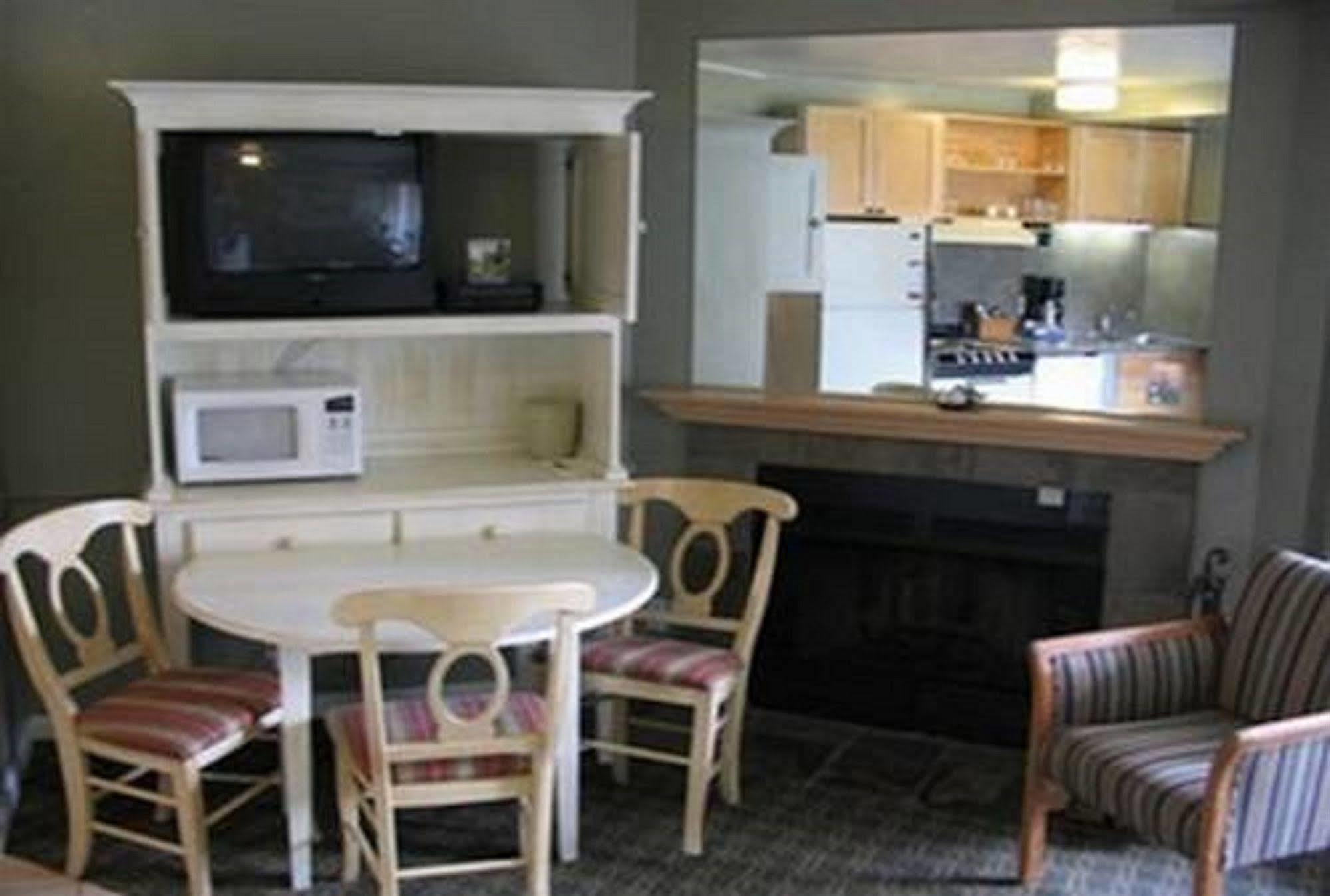Getaways At Park Regency Aparthotel